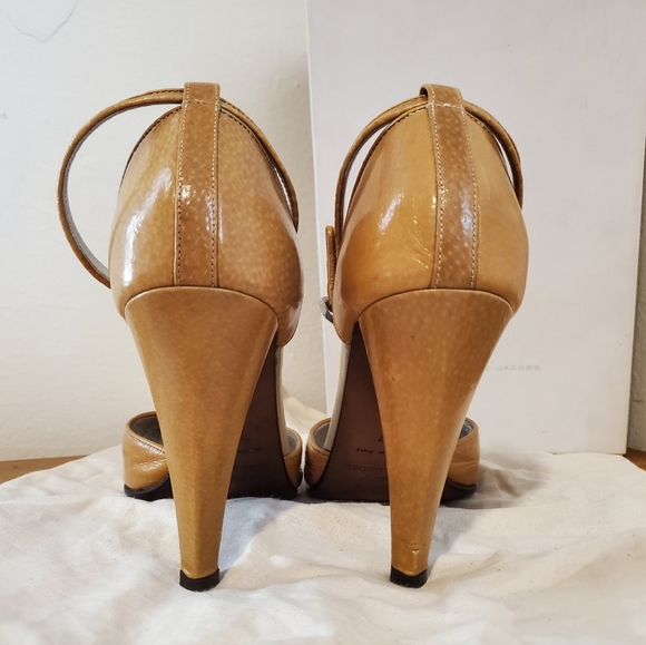 Marc Jacobs open toe heels - Picture 3 of 10